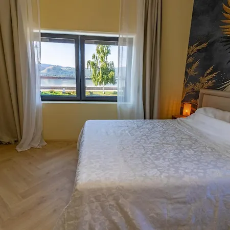 Ramonda شقة فندقية 3*